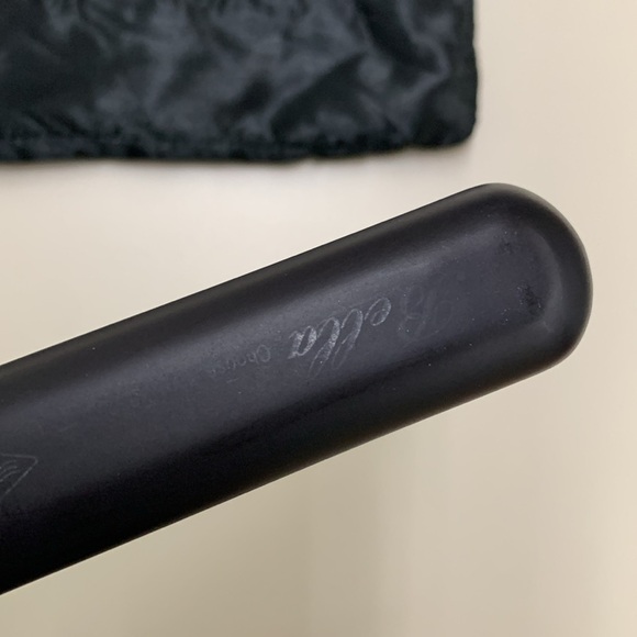 Hair Straightener with storing pouch - Picture 3 of 6